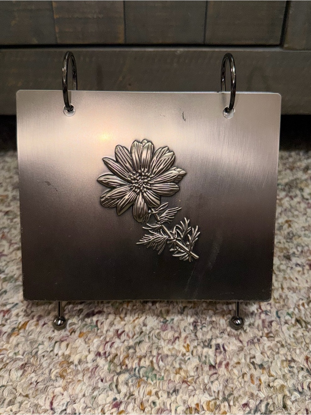Desk Decorative Metal Photo Stand book photo album with Floral Motif - Gunmetal‎